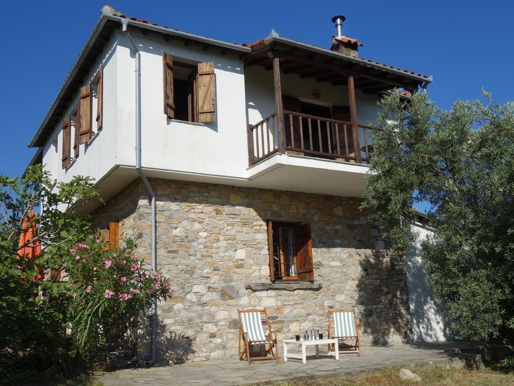 Traditional Stonehouse Potistika Luaran gambar